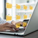 Czy sztuczna inteligencja zastąpi systemy obiegu dokumentów? Firmy mają z tym większy problem, niż się wydaje